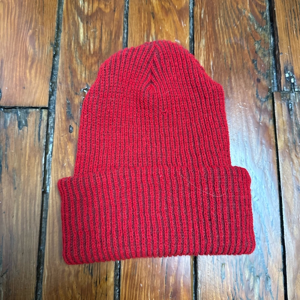 Verloop Red Ribbed Beanie - image 2